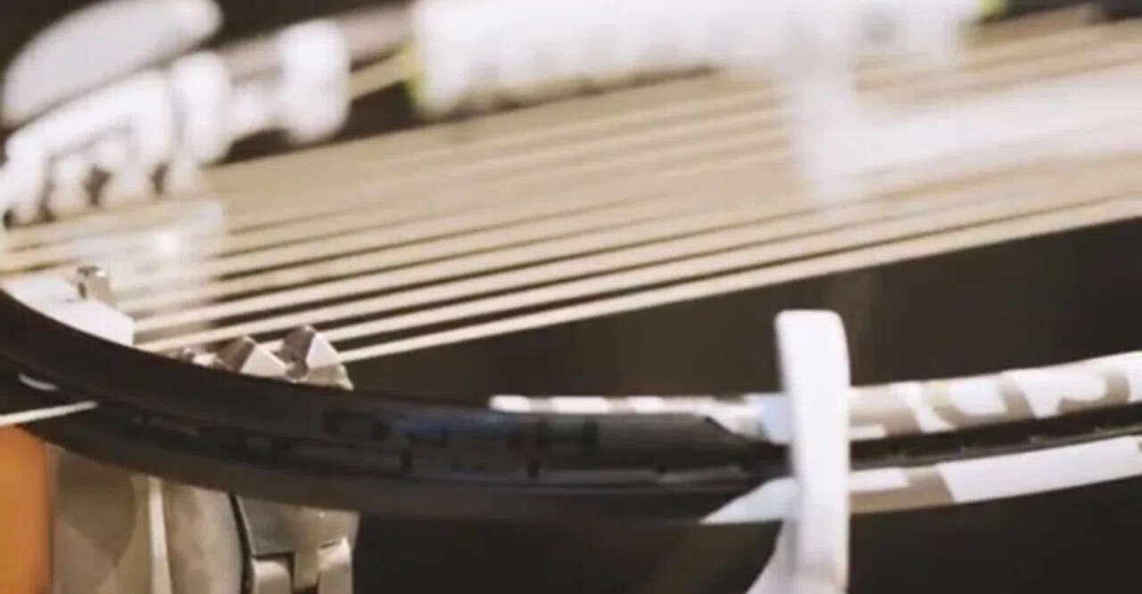 テニスラケット　ガット張り教室｜TENNIS STUDIO SUPER SHOT（スーパーショット）